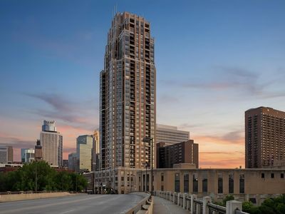 100 3rd Ave S Unit 2801