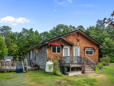 124-128 Sokokis Trail N