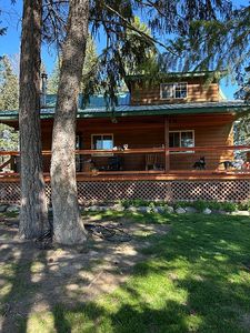 765 Border Ln