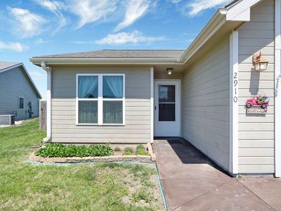 Property at 2910 Brookville Dr, Manhattan, KS