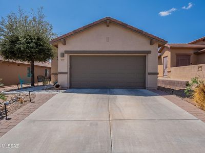 1037 W Pastora Peak Dr