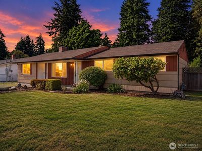 8825 36th Street W