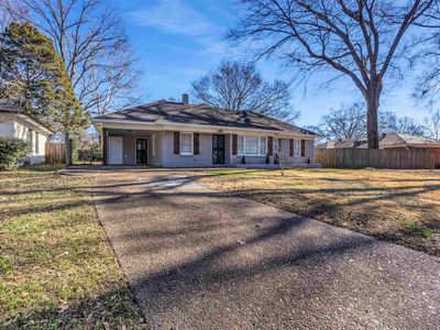 1688 Estate Dr