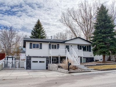 1705 Monte Vista Ln