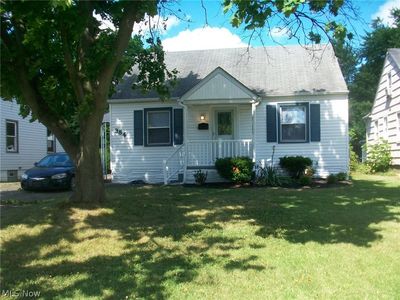 384 Meadowbrook Ave SE
