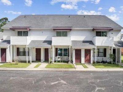 209 Cedar St. UNIT I4