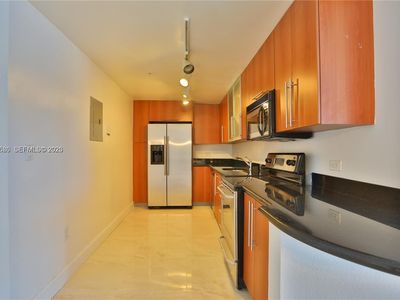 7501 E Treasure Dr APT 4K