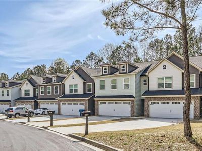 Property at 7805 Rock Rose Ln, Fairburn, GA