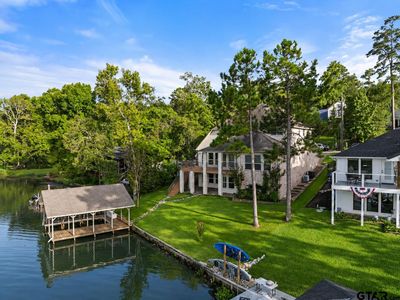 521 Hideaway Ln E