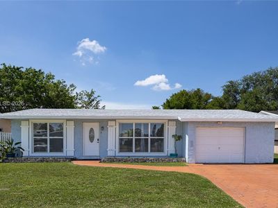 8350 NW 27th Pl
