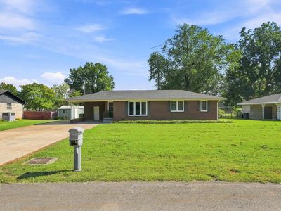 404 Lasalle Ave