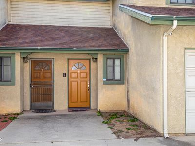 7046 De Celis Pl UNIT 2