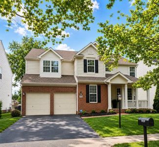5820 Triplett Sq