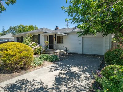 2820 Village Side Drive
