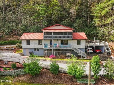 814 Dogwood Dr