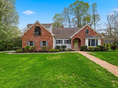 7 Brewster Rd