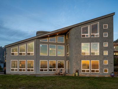 448 Yachats Ocean Rd