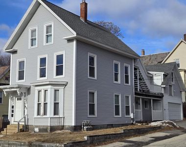 452 Manchester Street