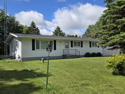 4535 Hickory Heights Ave