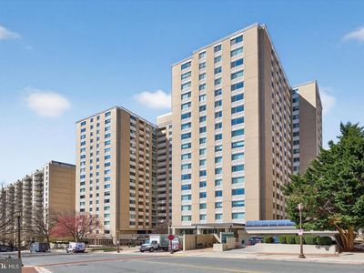 4601 N Park Ave APT 417