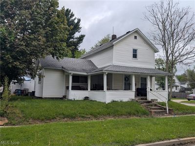 Property at 206 Water St, Wadsworth, OH