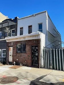 81 Utica Ave