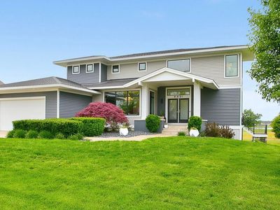 4431 Grand Point
