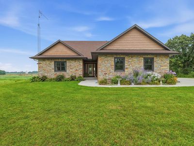 W6068 Neitzel Rd