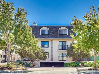 1020 Ocean Park Blvd APT 3