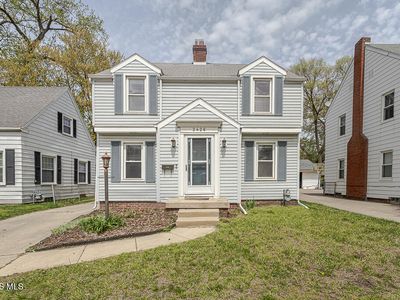 2426 Berdan Ave