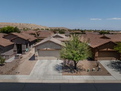 1104 W Pastora Peak Dr