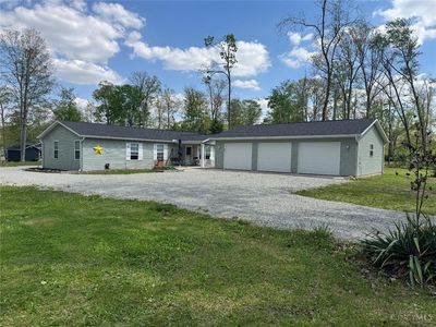 93 Lorelei Dr