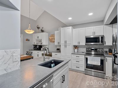 19905 Henderson Rd Unit F