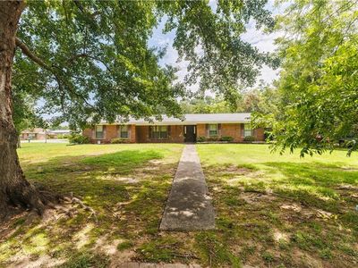2910 War Eagle Dr