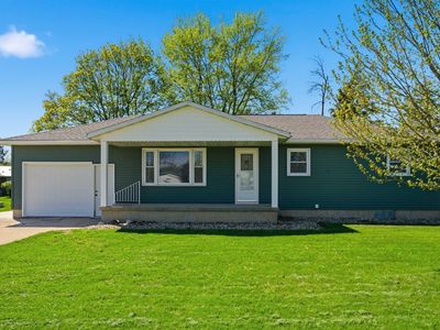 Property at 1110 N 2nd St, Manchester, IA
