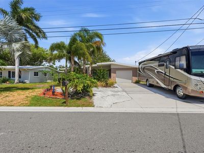 179 E Canal Dr