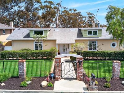 2939 Mesa Dr