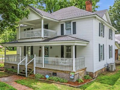 74 Hammond St