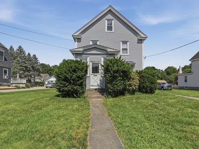 1113 Main St