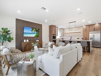 14871 Laguna DR