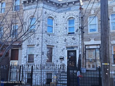 378 Montauk Ave