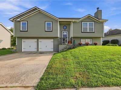 1007 Golden Ave