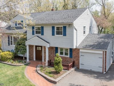 120 Brookside Dr