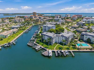 880 Huron Ct Unit 307