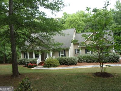 830 Lord Fleming Rd