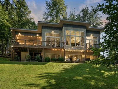 1149 Fairways Dr