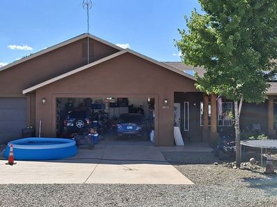 4890 E Diamond Ct