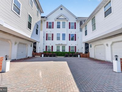 9645 Devedente Dr #204
