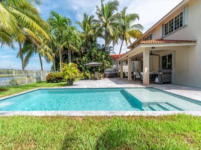 2547 Hunters Run Way