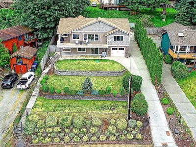 2102 256th Street NW